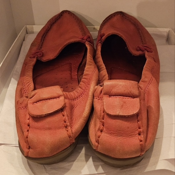 Womens red hush puppies leather flex flats size 10 comfortable - Picture 3 of 5